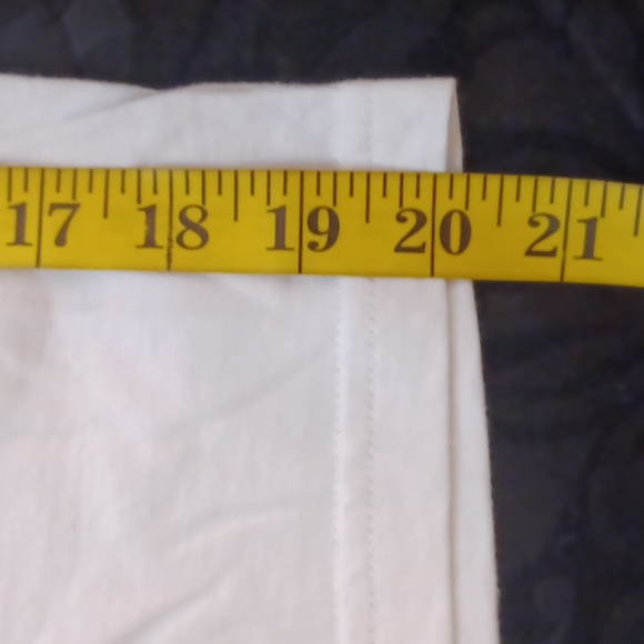 Hot topic EMILY THE STRANGE BAT WINGS WHITE SHORT-SLEEVED TSHIRT 2XL - Picture 3 of 6